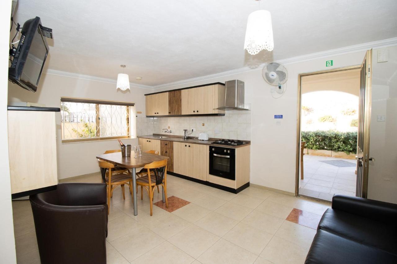 Tranquil Villa Apartments Units Mellieħa Exterior foto