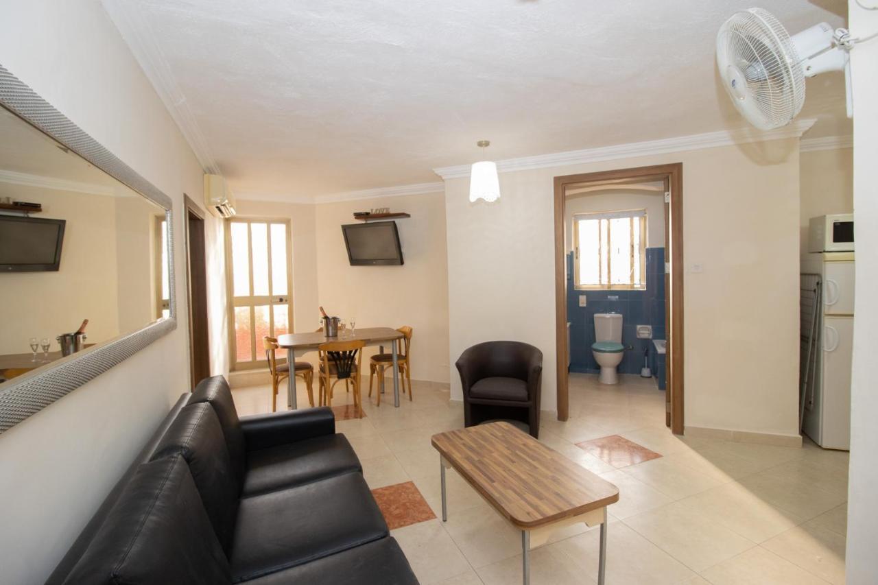 Tranquil Villa Apartments Units Mellieħa Exterior foto